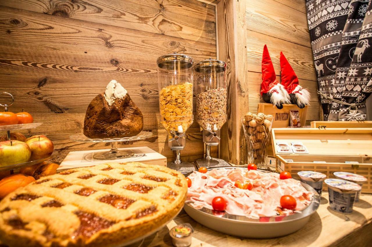 Alpine Rooms Guesthouse Breuil-Cervinia Ngoại thất bức ảnh