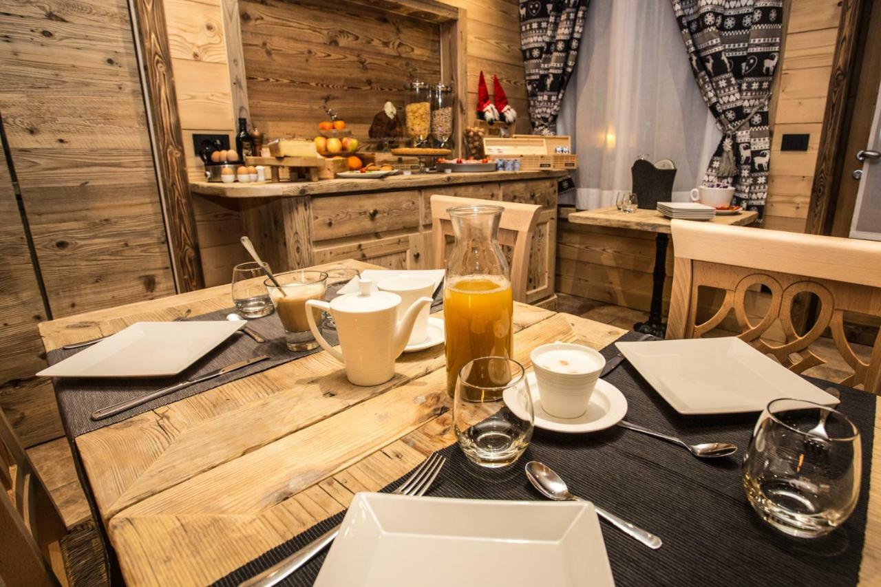 Alpine Rooms Guesthouse Breuil-Cervinia Ngoại thất bức ảnh