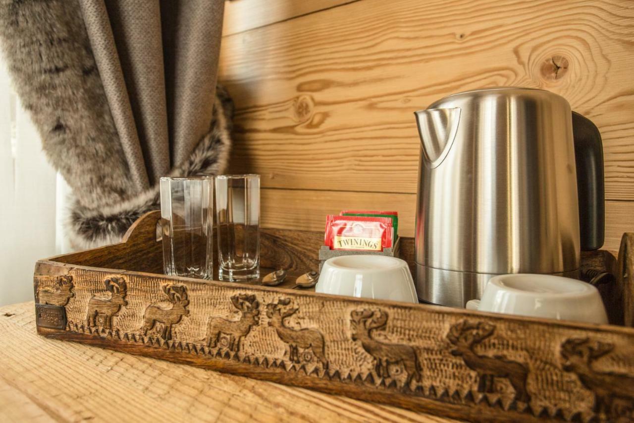 Alpine Rooms Guesthouse Breuil-Cervinia Ngoại thất bức ảnh