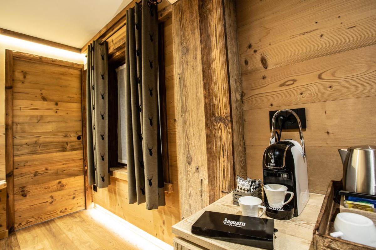 Alpine Rooms Guesthouse Breuil-Cervinia Ngoại thất bức ảnh